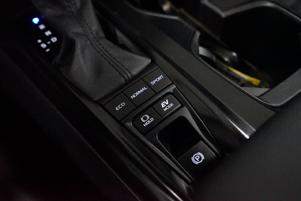 Certified 2025 Toyota Camry SE FWD image 22