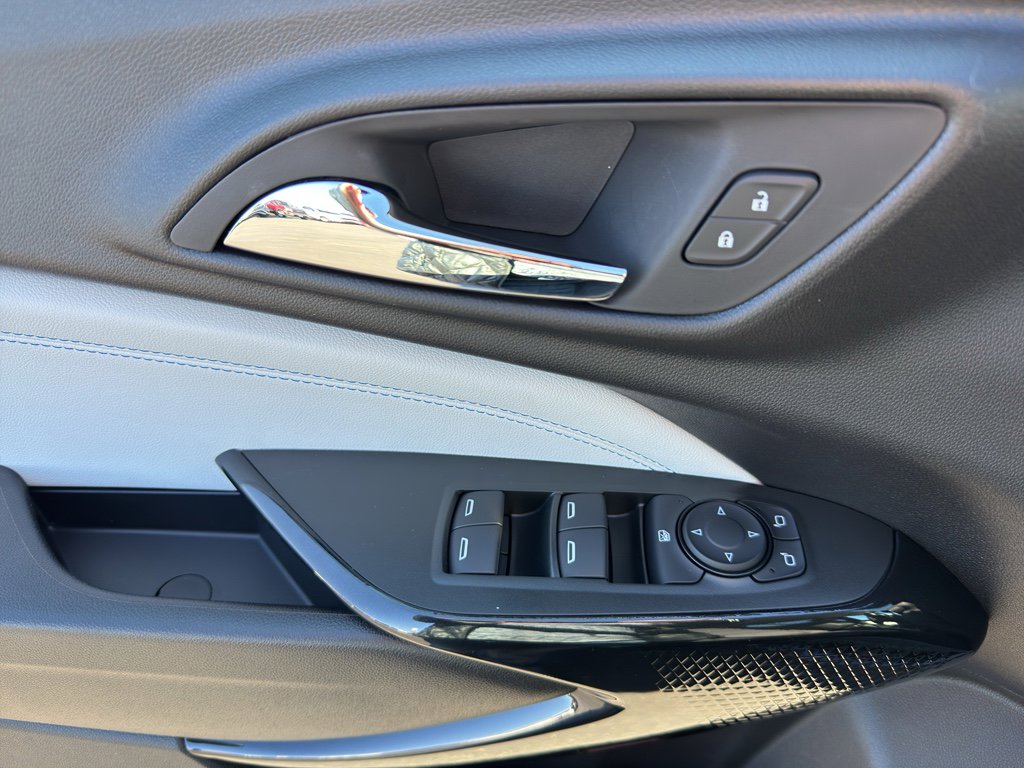 New 2026 Chevrolet Trax LT image 17