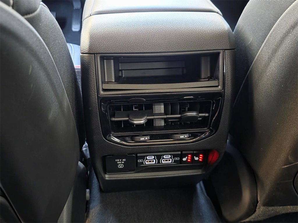 Used 2023 Jeep Grand Cherokee 4WD 4xe w/ Luxury Tech Group II image 13