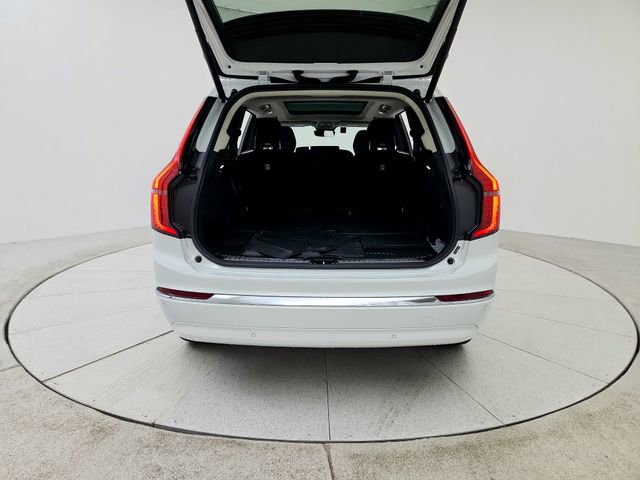 New 2025 Volvo XC90 B6 Core w/ Climate Package image 19