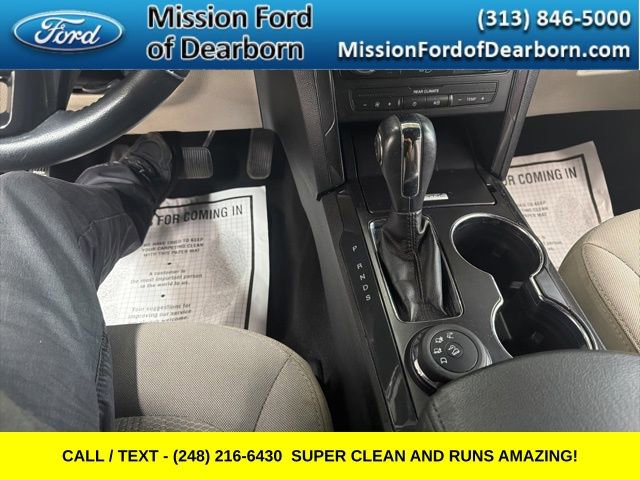 Used 2019 Ford Explorer XLT AWD/4WD image 32