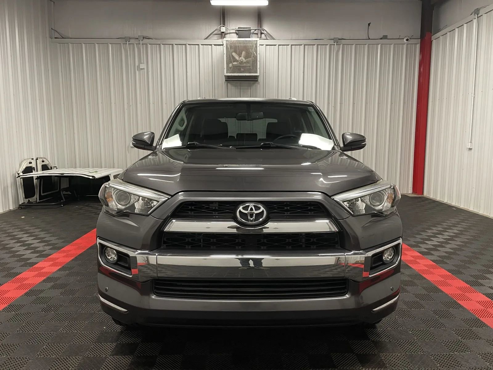 Used 2019 Toyota 4Runner Limited image 7