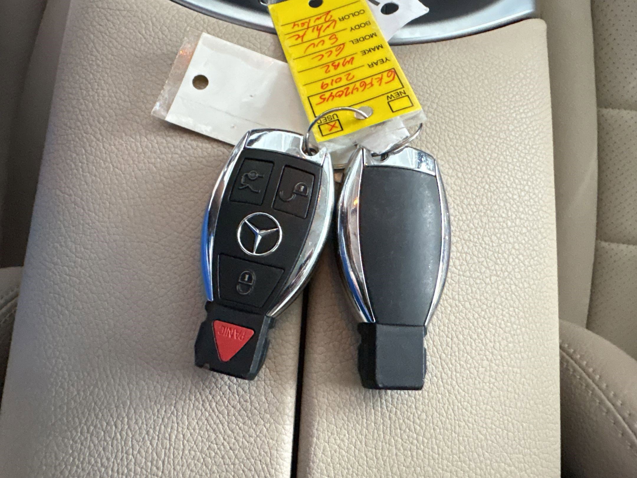 Used 2019 Mercedes-Benz GLC 350e 4MATIC image 33