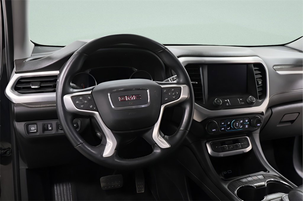 Used 2023 GMC Acadia SLT w/ GMC Pro Grade Package image 8