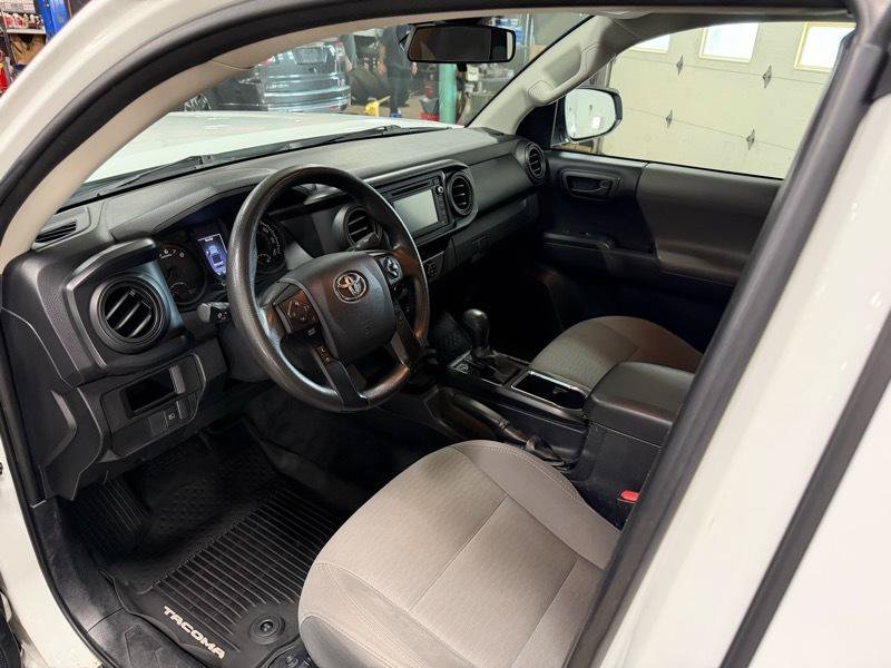 Used 2019 Toyota Tacoma SR w/ SX Package AWD/4WD image 12
