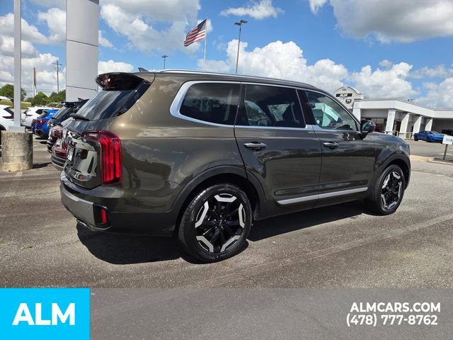 Used 2025 Kia Telluride S image 12