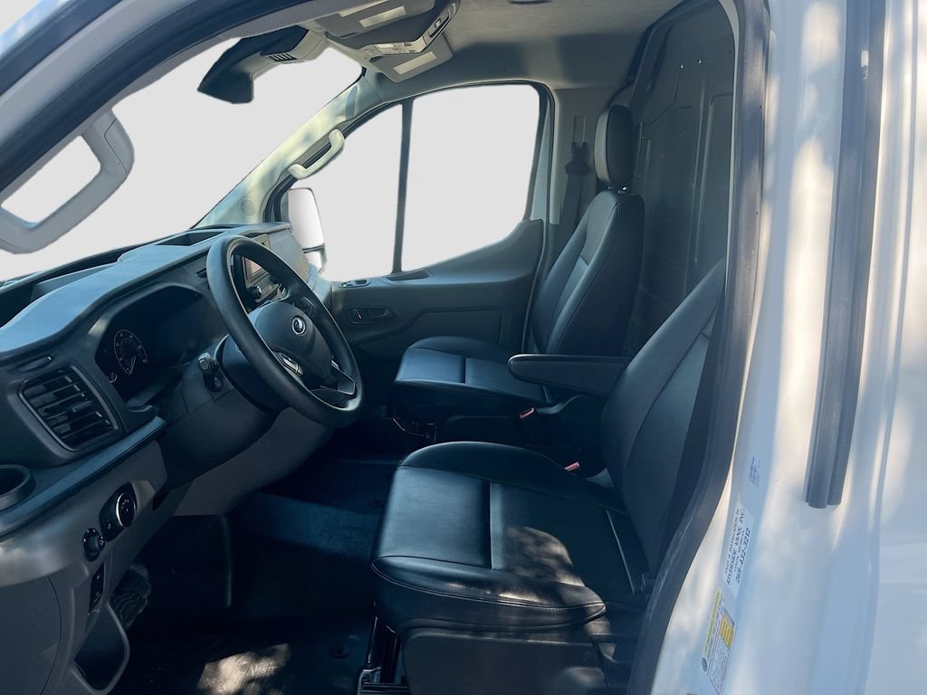 Used 2024 Ford Transit 250 Low Roof AWD image 19
