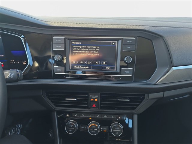 Used 2022 Volkswagen Jetta SE image 22