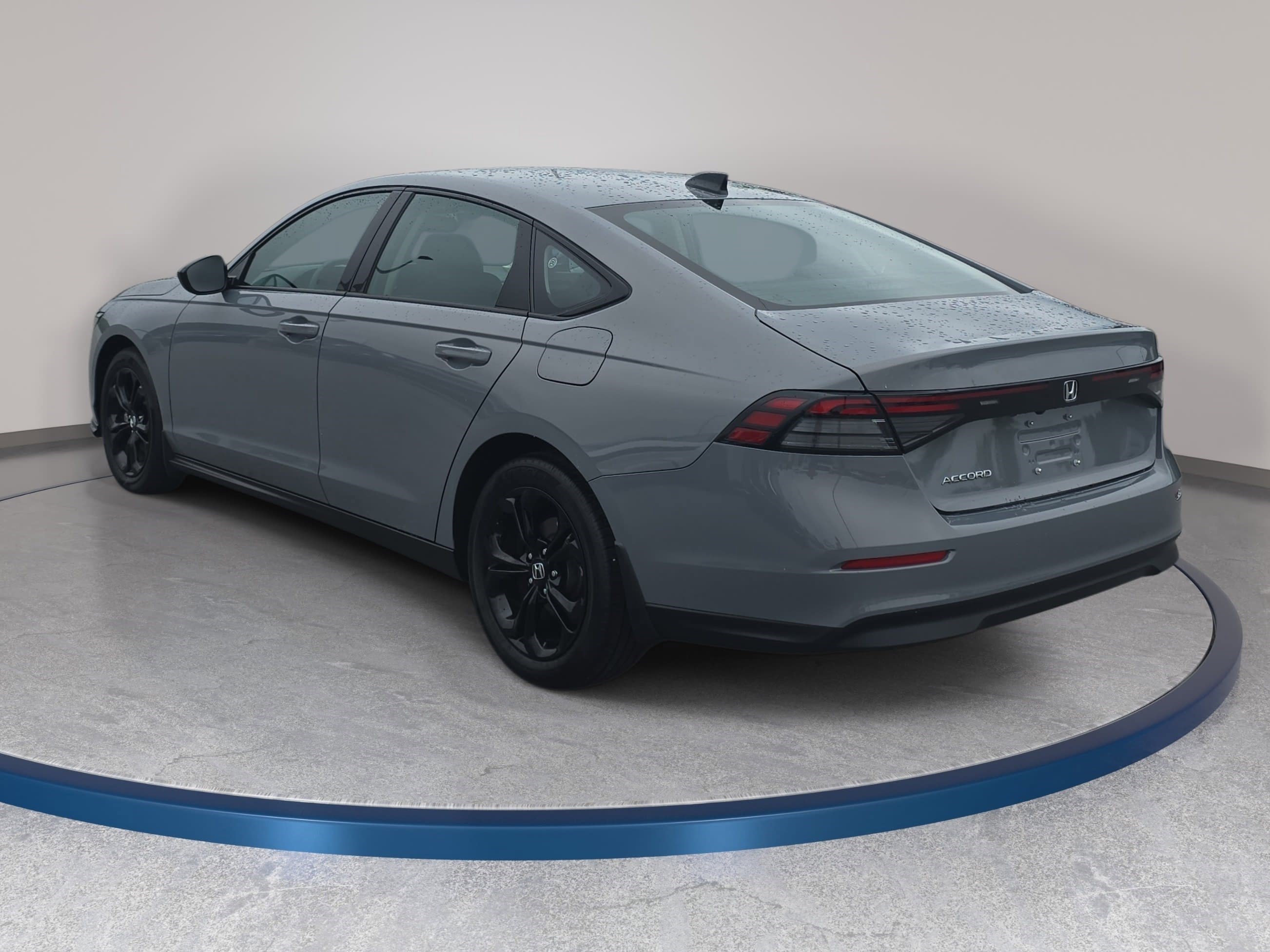 Used 2025 Honda Accord SE image 7
