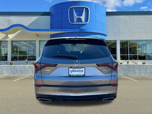 Used 2023 Acura MDX A-Spec image 3