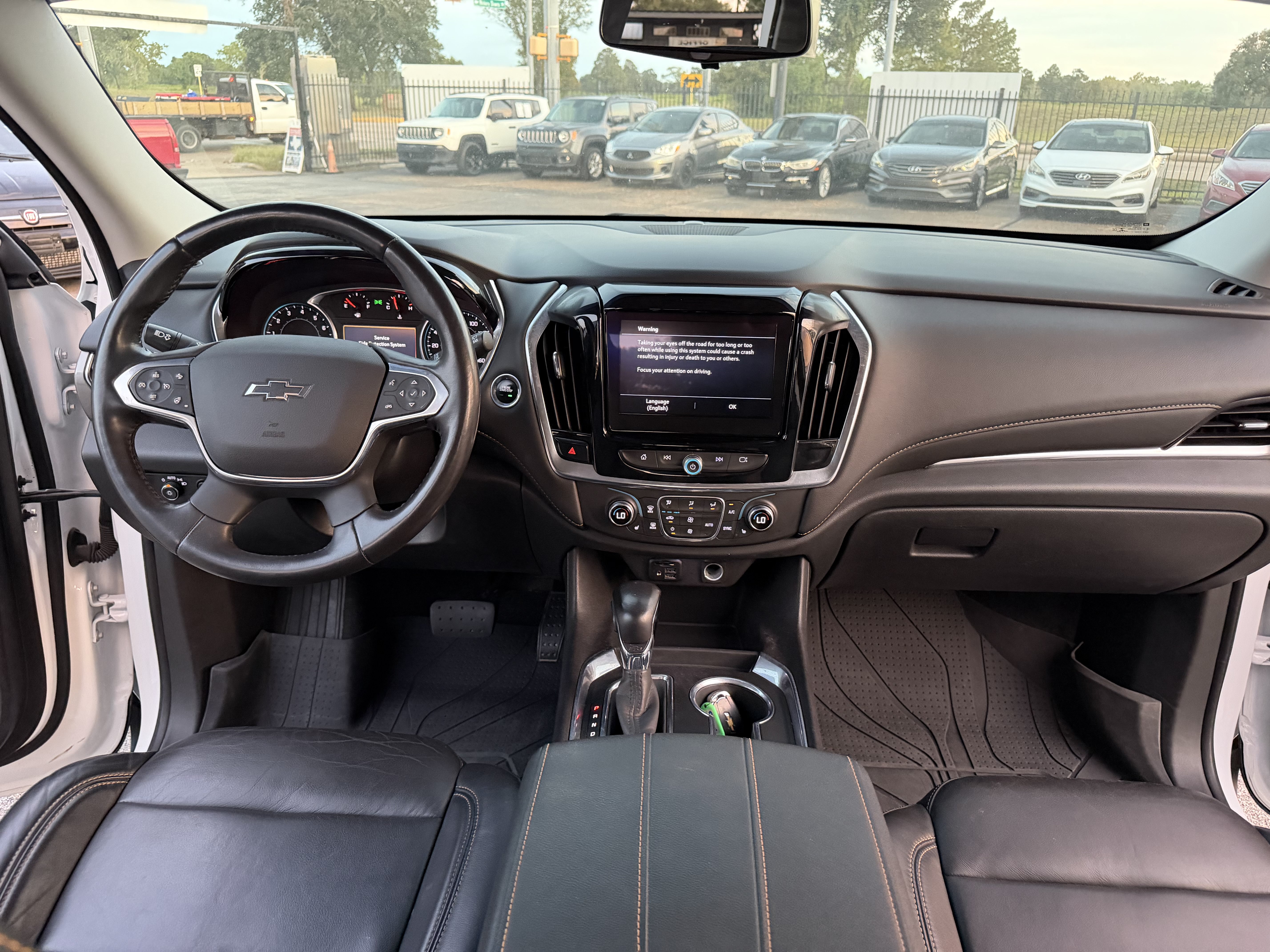 Used 2021 Chevrolet Traverse RS FWD image 21
