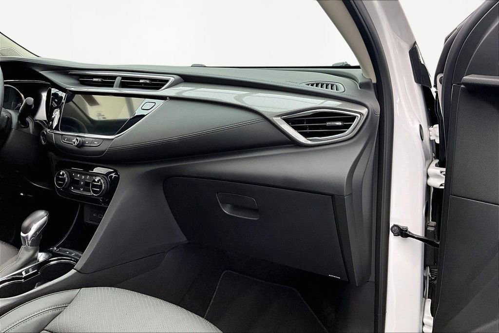 Used 2023 Buick Encore GX Essence w/ Experience Buick Package image 17