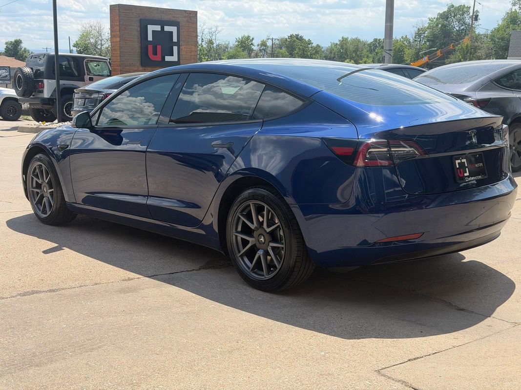 Used 2023 Tesla Model 3 Standard Range RWD image 12
