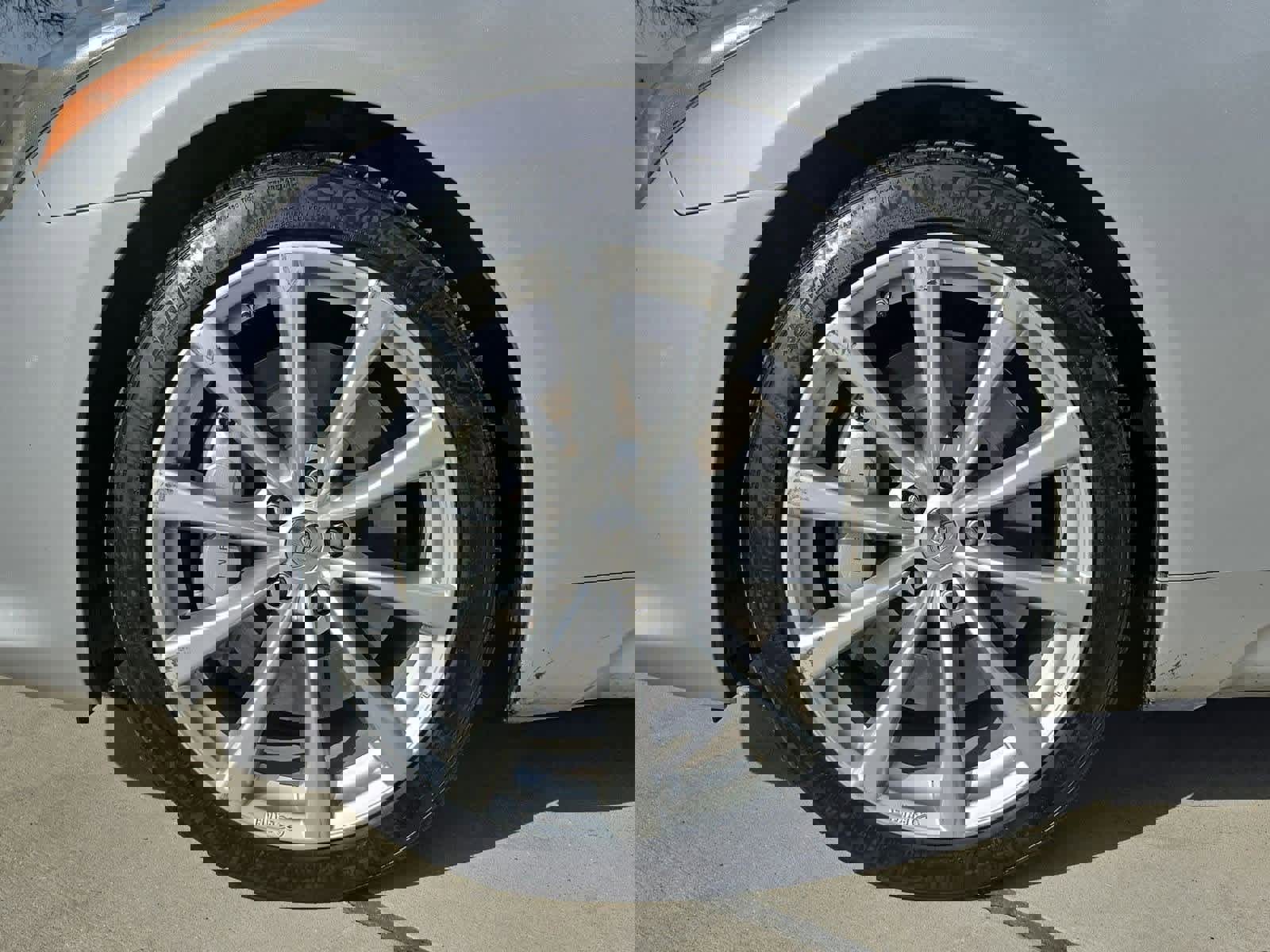 Used 2010 INFINITI G37 Journey w/ Premium Pkg image 12