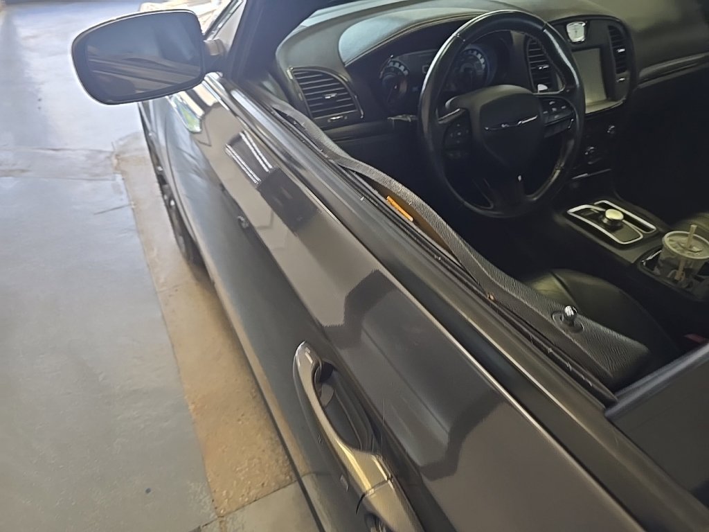 Used 2015 Chrysler 300 S AWD/4WD image 6