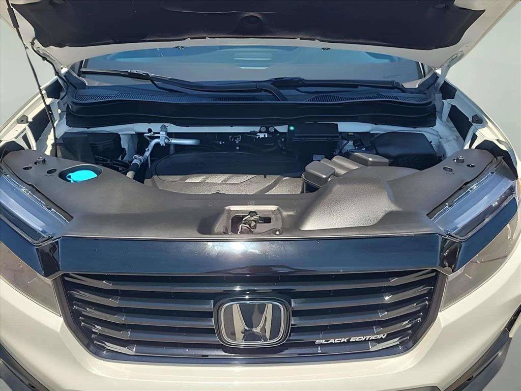 Used 2023 Honda Ridgeline Black Edition image 12