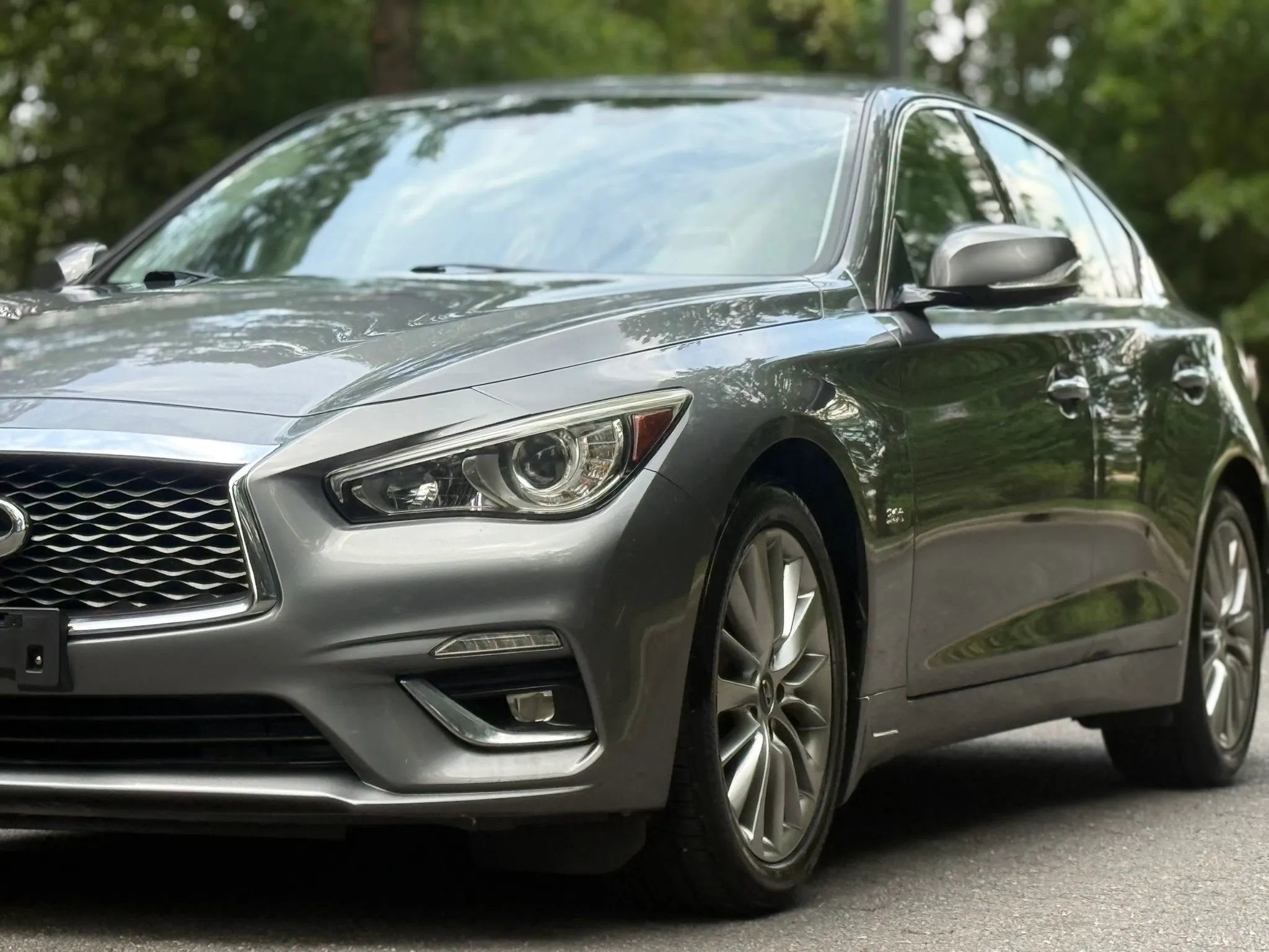 Used 2018 INFINITI Q50 Luxe w/ Essential Package (3.0T Luxe) AWD/4WD image 1