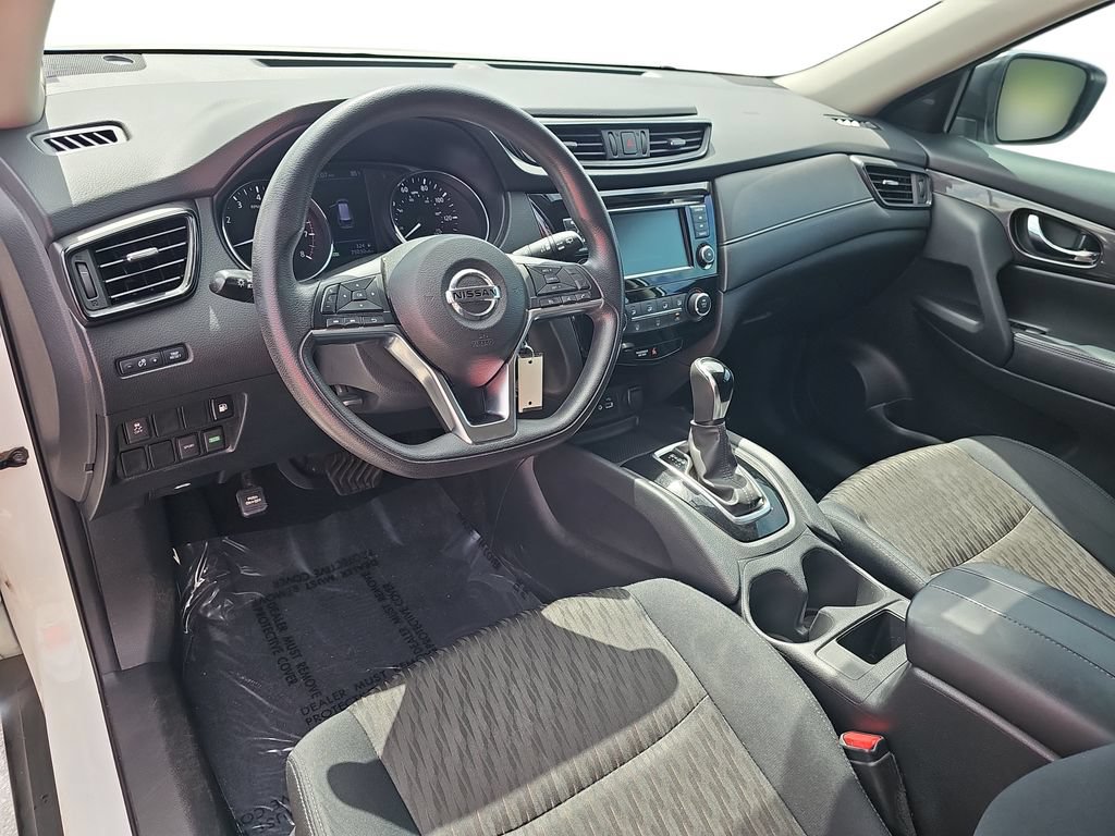 Used 2018 Nissan Rogue S FWD image 16