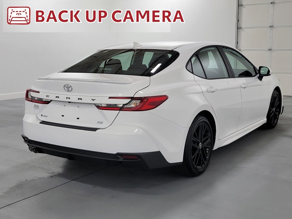 Used 2026 Toyota Camry SE w/ Convenience Package FWD image 9