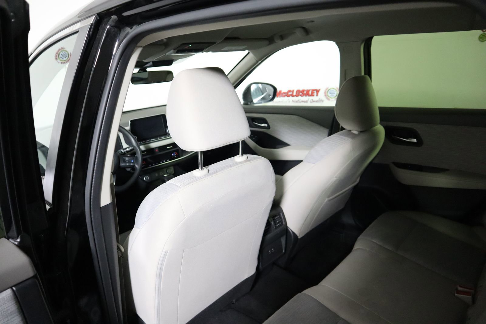 Used 2023 Nissan Rogue SV FWD image 35