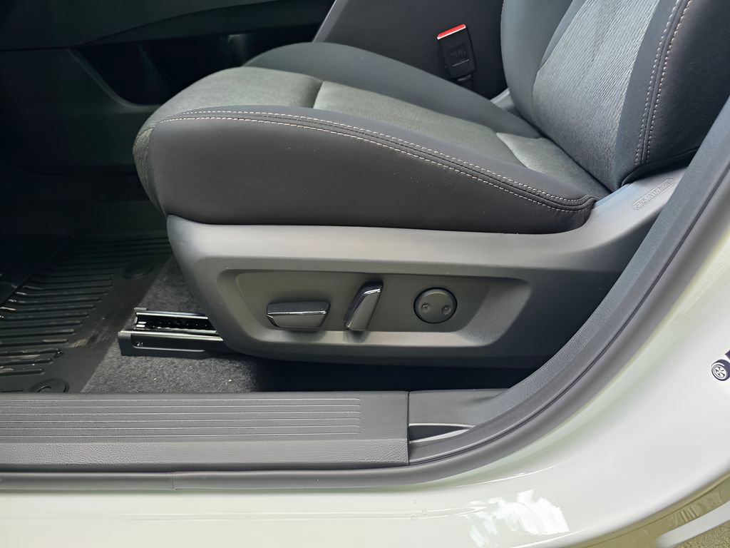 New 2026 Nissan Rogue SV w/ Cold Weather Package FWD image 16