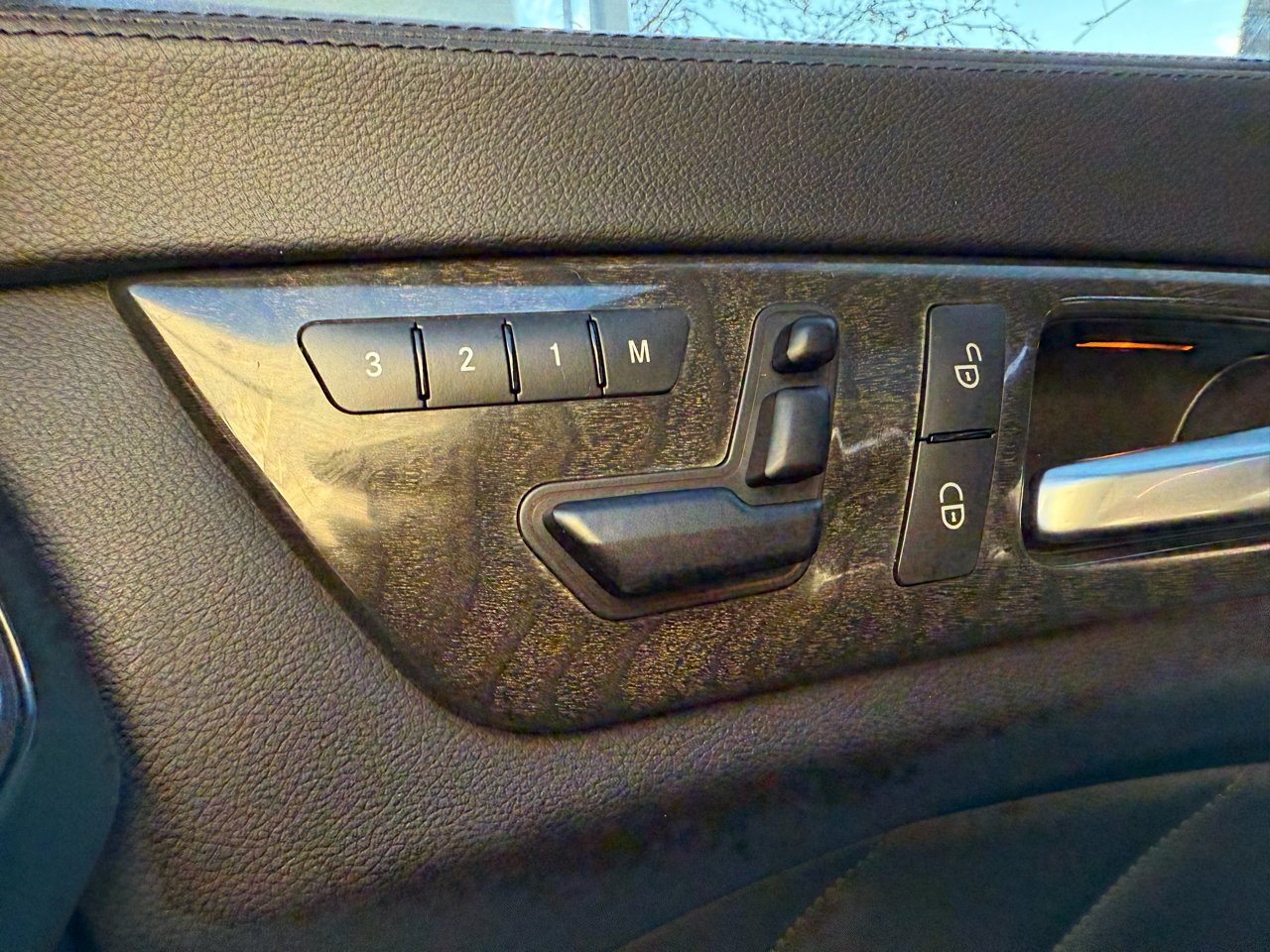 Used 2014 Mercedes-Benz CLS 550 4MATIC image 33