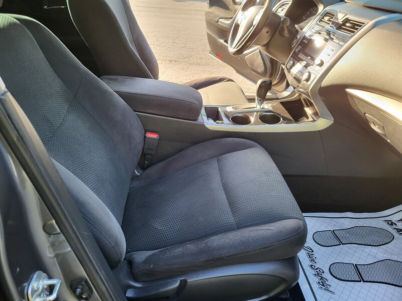 Used 2014 Nissan Altima 2.5 SV FWD image 22