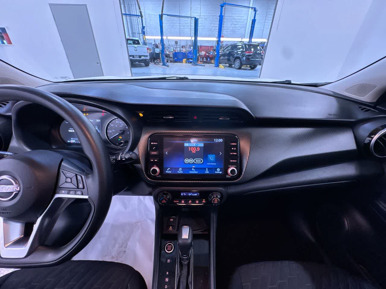 Used 2022 Nissan Kicks SV FWD image 22