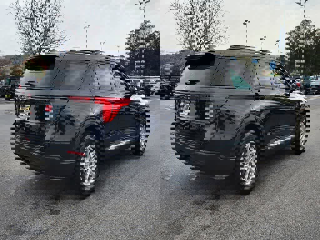 Used 2025 Ford Explorer Active image 6