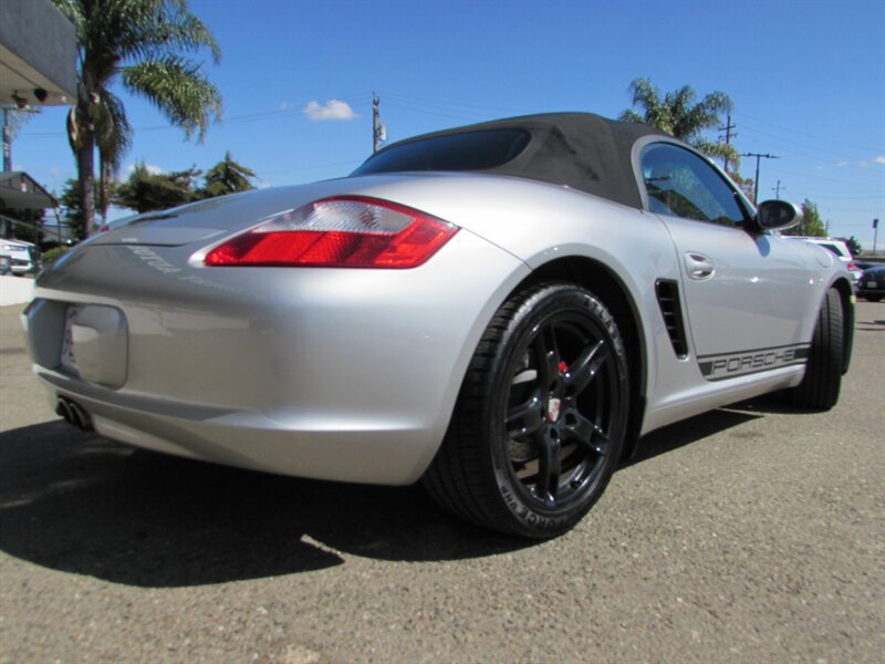 Used 2005 Porsche Boxster RWD image 7