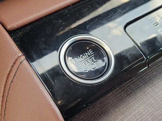 Used 2025 Lincoln Navigator Reserve AWD/4WD image 28