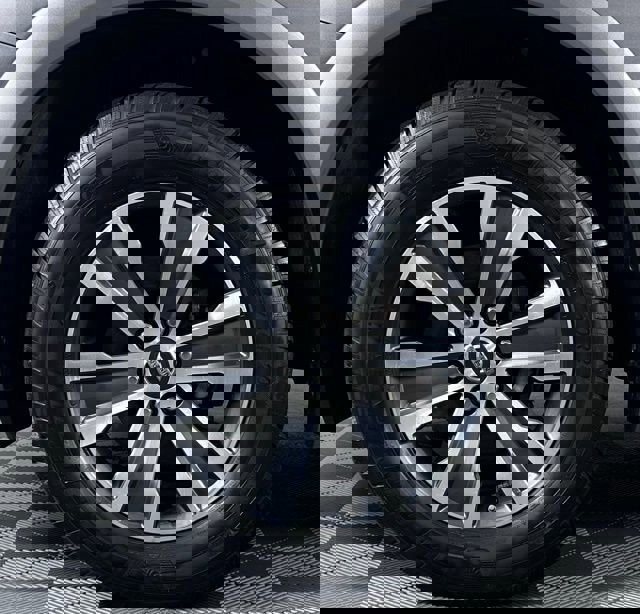 Used 2017 Nissan Armada SL w/ Moonroof Package image 13