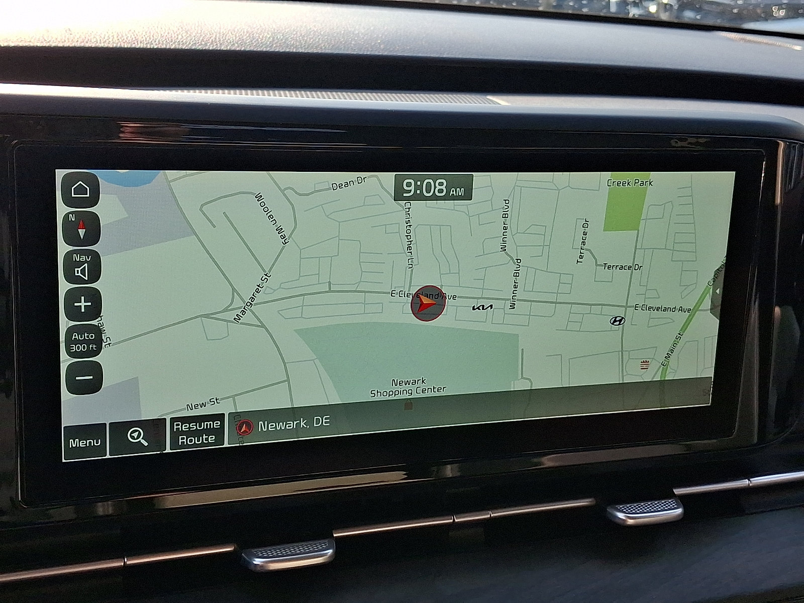 Certified 2022 Kia Carnival EX FWD image 16
