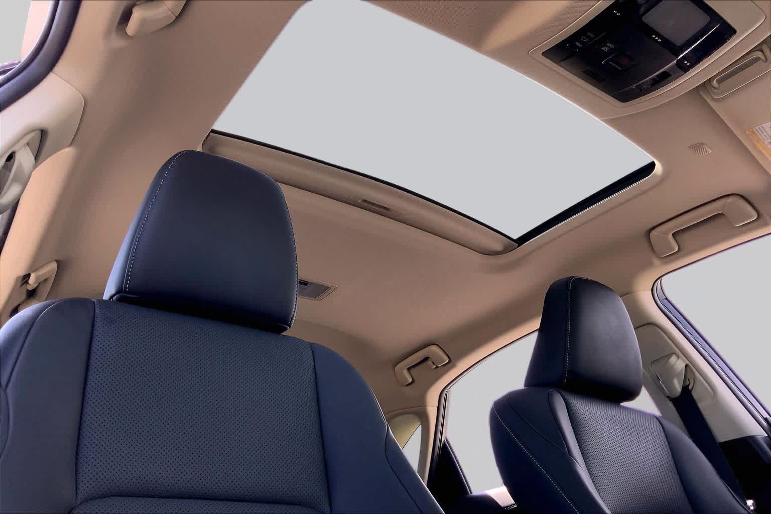 Used 2018 Lexus NX 300 FWD w/ Premium Package image 14