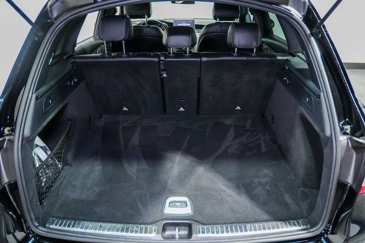 Used 2019 Mercedes-Benz GLC 300 4MATIC image 22