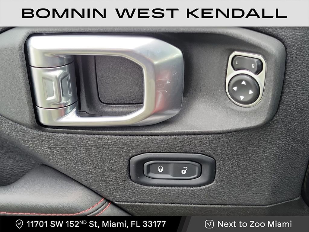 Used 2024 Jeep Wrangler Unlimited Rubicon 392 image 30