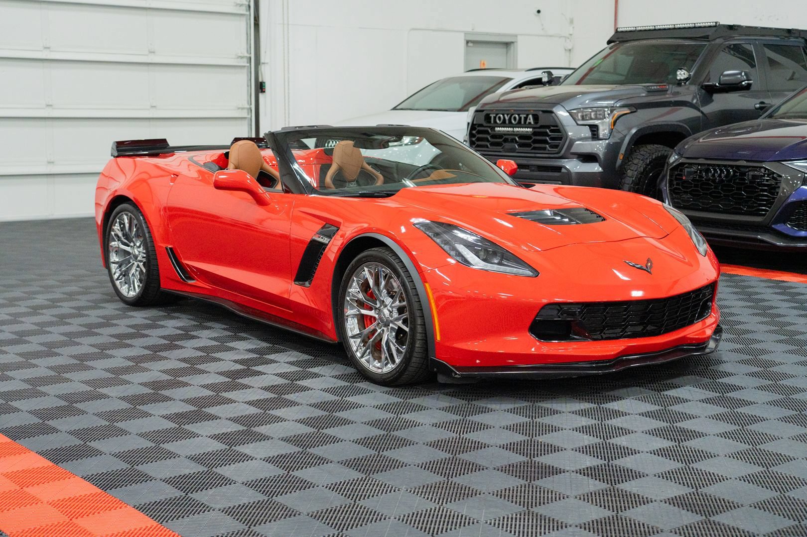 Used 2016 Chevrolet Corvette Z06 w/ 3LZ Preferred Equipment Group RWD image 11