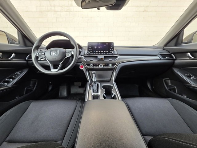Used 2018 Honda Accord LX image 14