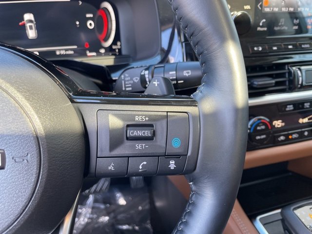 Used 2023 Nissan Pathfinder Platinum image 22