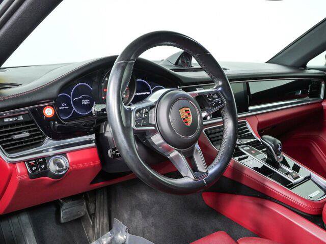 Used 2019 Porsche Panamera 4 AWD/4WD image 5