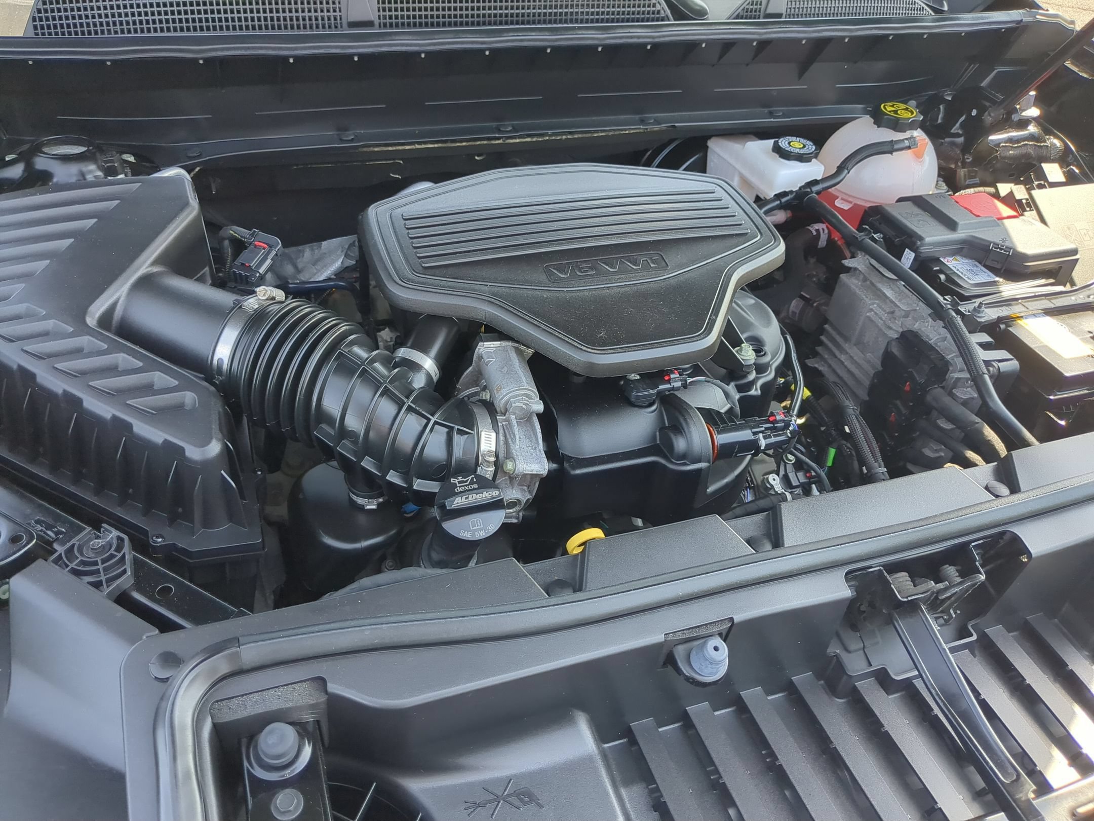Certified 2023 GMC Acadia SLT w/ Preferred Package FWD image 28