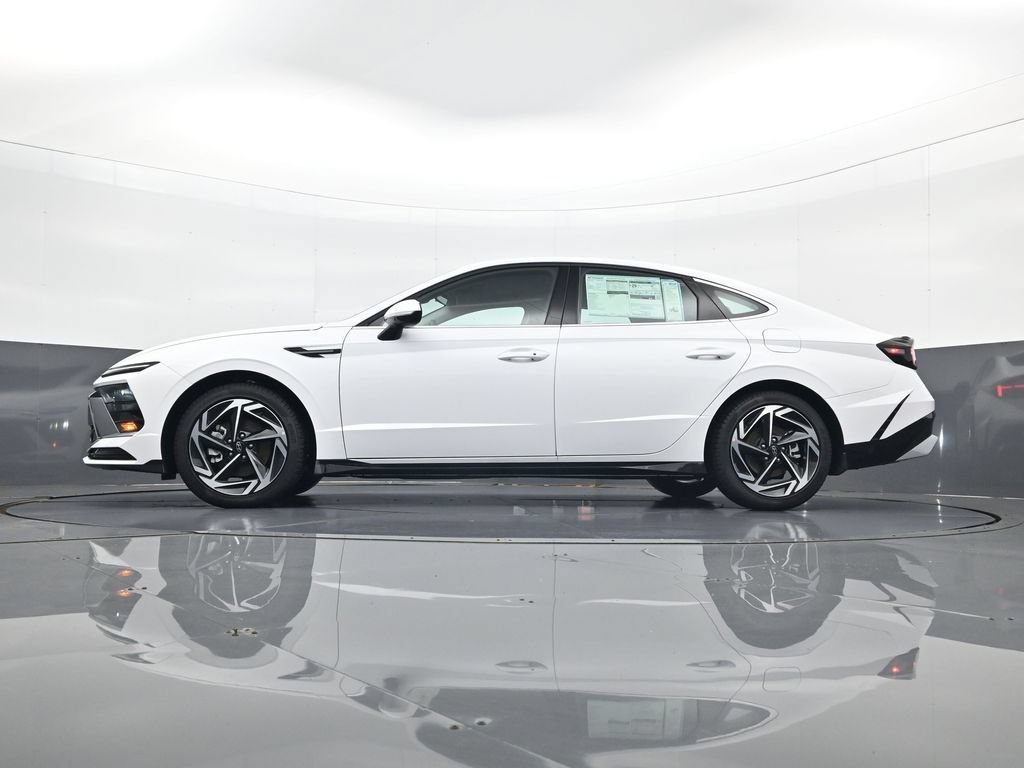 New 2026 Hyundai Sonata SEL FWD image 28