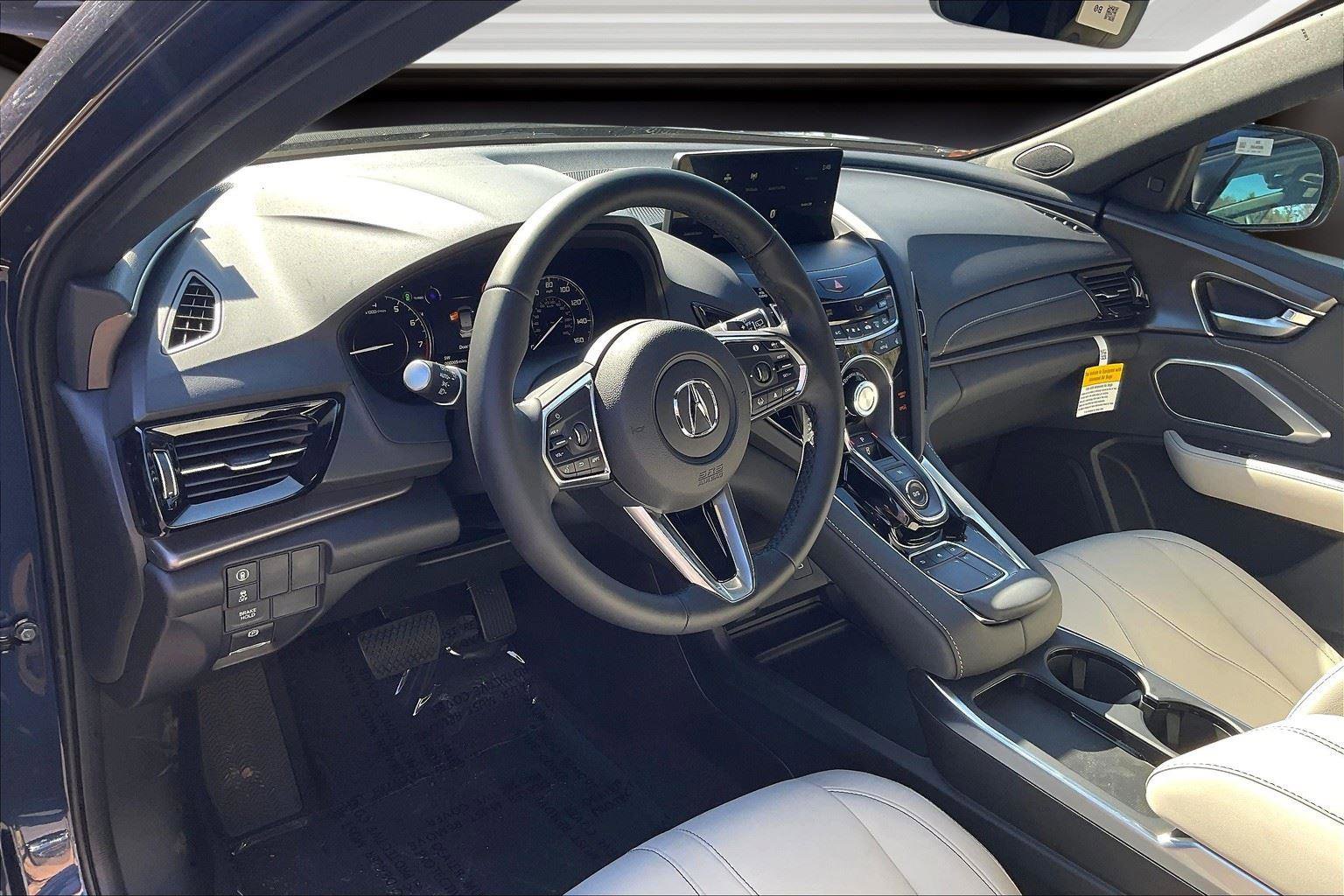New 2025 Acura RDX SH-AWD image 6
