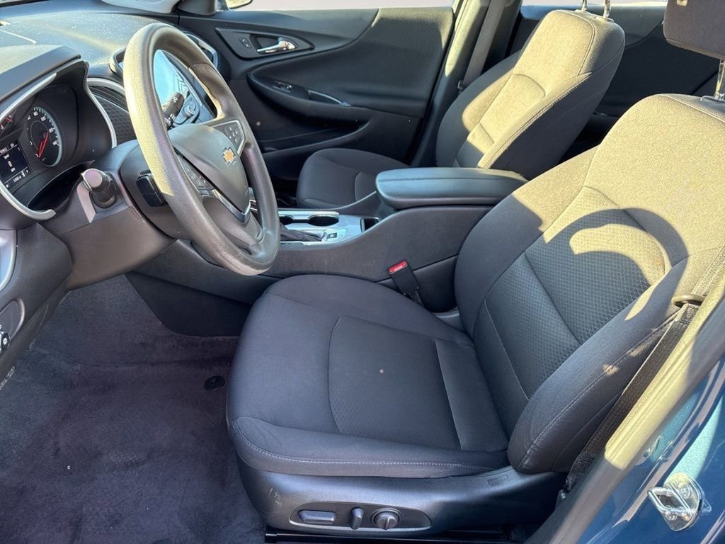Used 2024 Chevrolet Malibu LT image 9