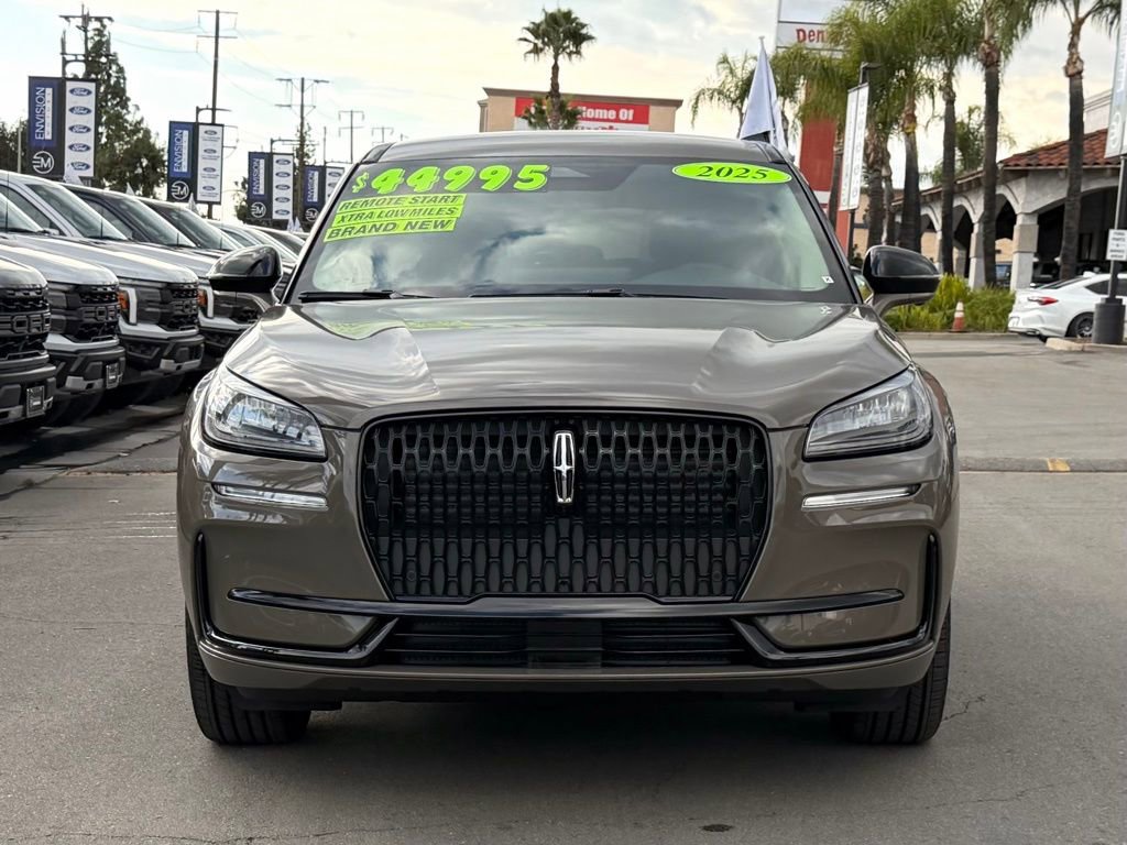 Used 2025 Lincoln Corsair FWD w/ Equipment Group 101A image 3