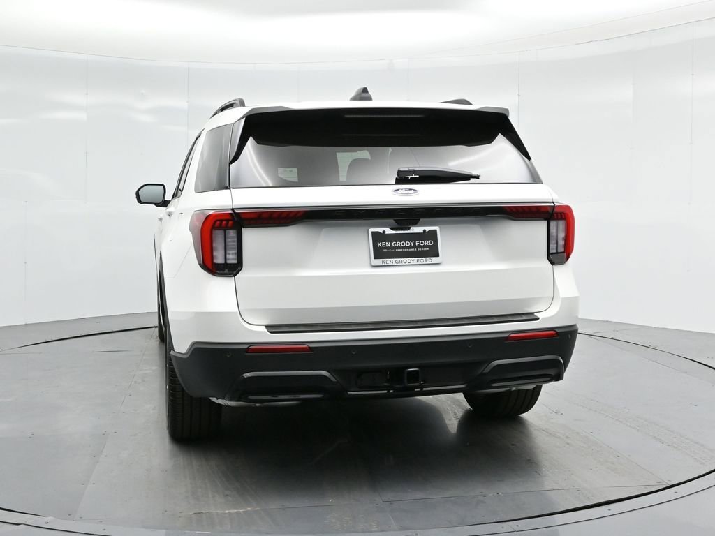 New 2025 Ford Explorer ST-Line w/ Premium Package image 32