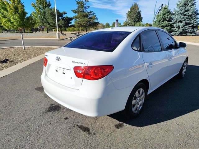 Used 2008 Hyundai Elantra Sedan FWD image 3