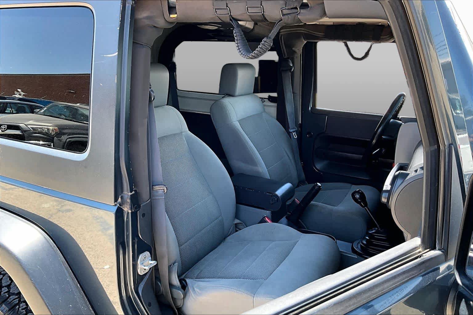 Used 2008 Jeep Wrangler Rubicon w/ Dual Top Group AWD/4WD image 8