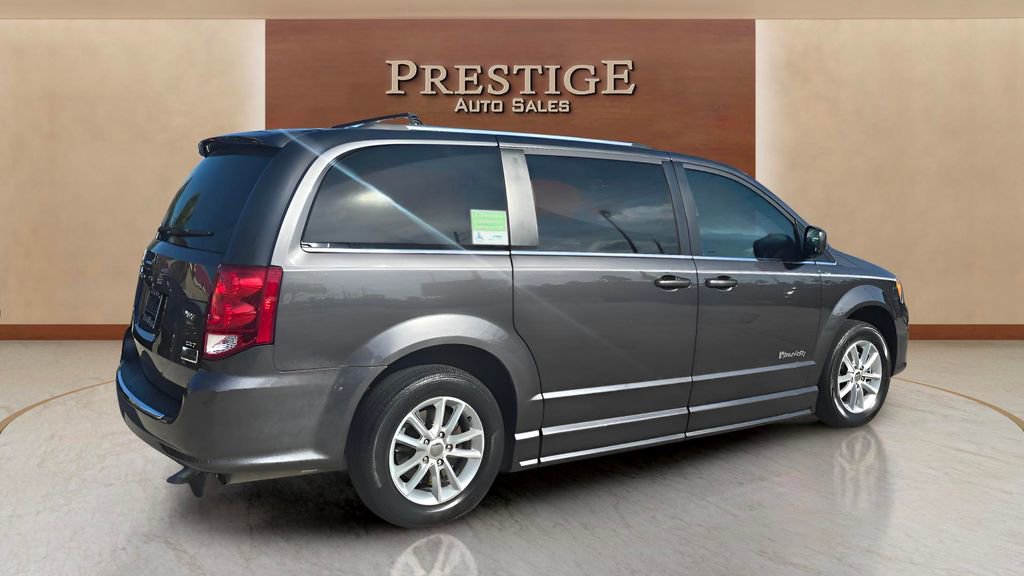 Used 2020 Dodge Grand Caravan SXT FWD image 29