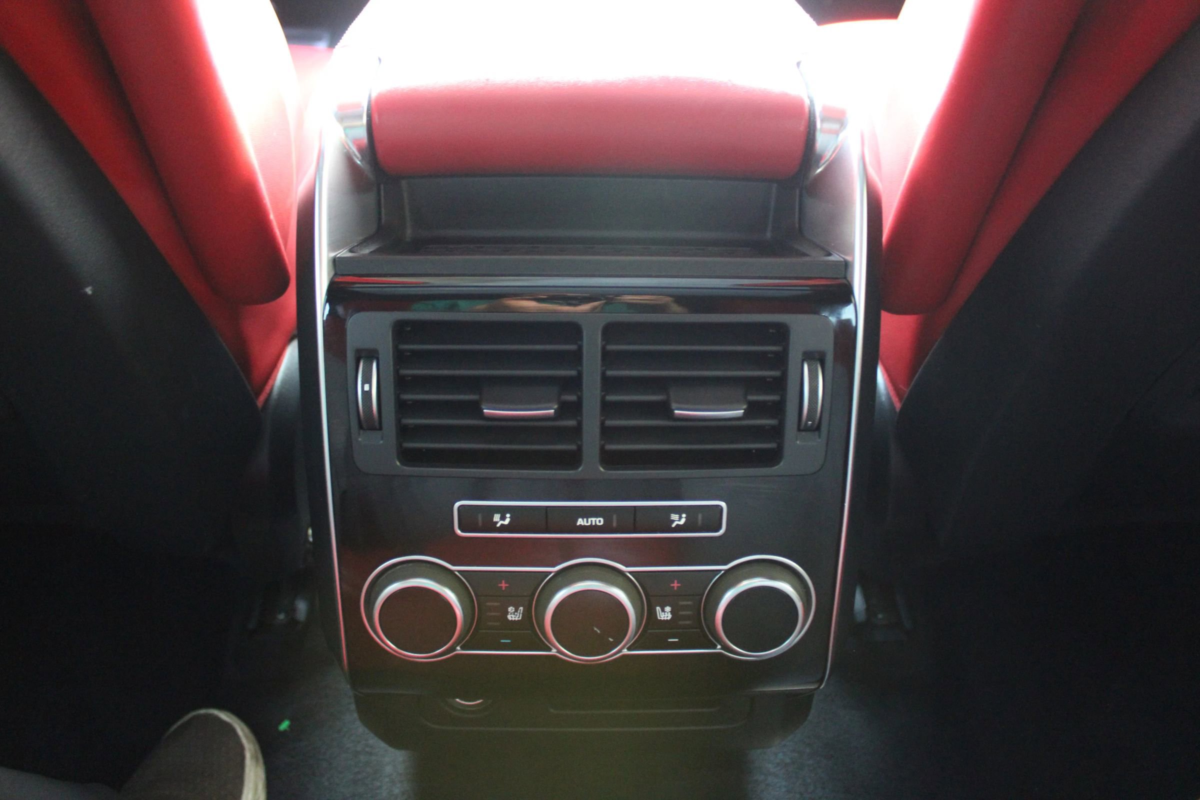 Used 2015 Land Rover Range Rover Sport Autobiography image 24